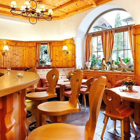 Hotel Hahn Мюнхен Екстериор снимка