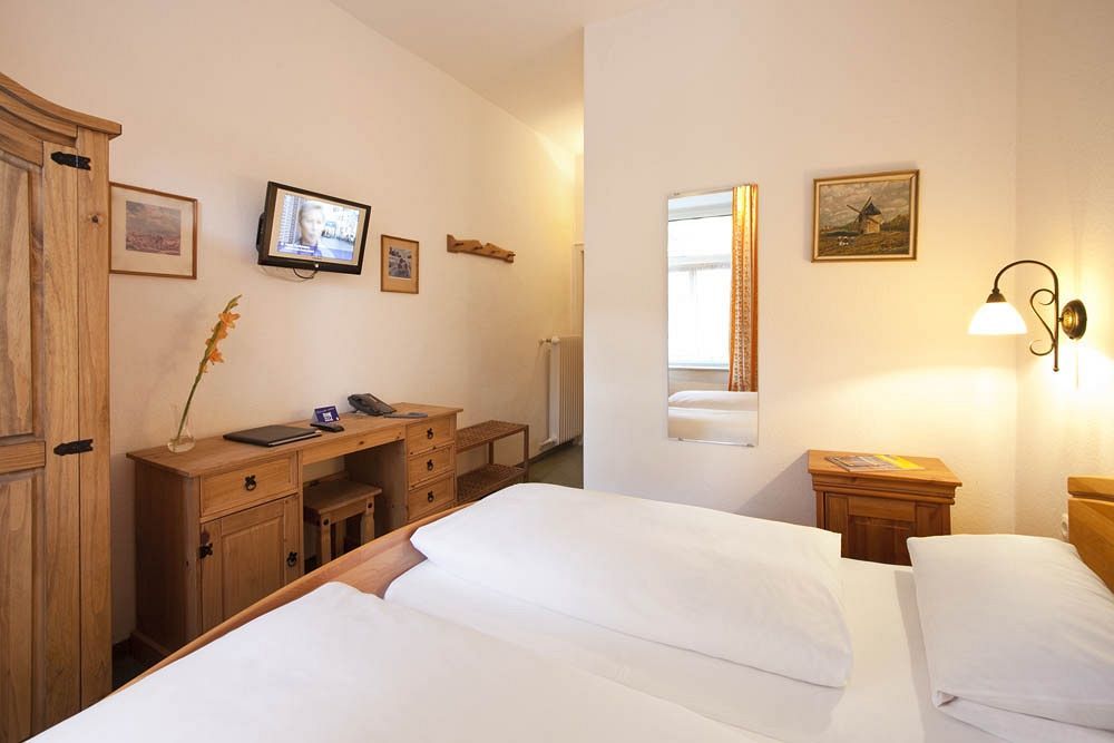 Hotel Hahn Мюнхен Екстериор снимка