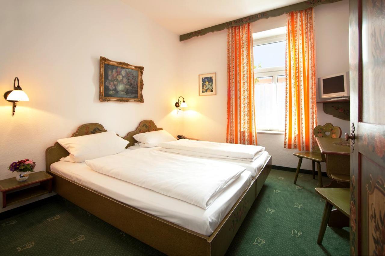 Hotel Hahn Мюнхен Стая снимка